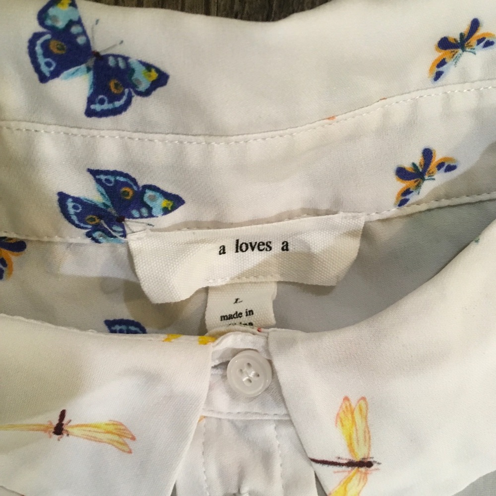 Silk butterfly pattern button down. - Picture 3 of 4
